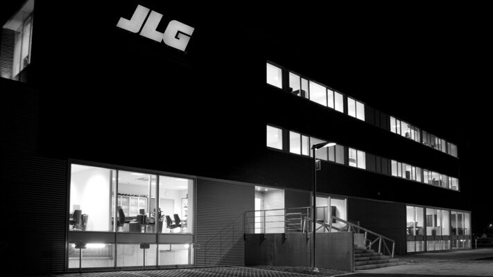 Distributieloods en kantoren voor JLG